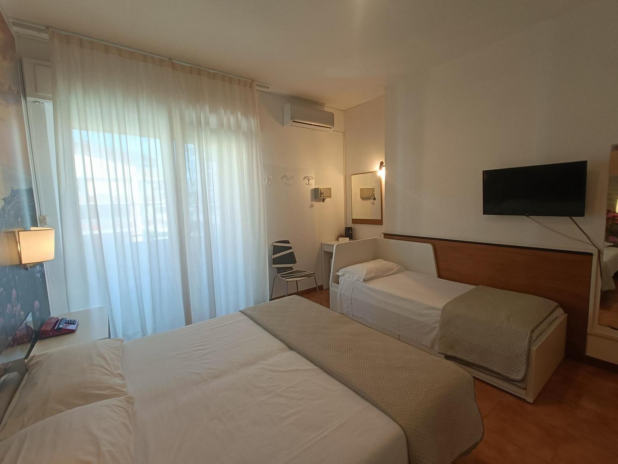 Hotel Merano Градо Екстер'єр фото